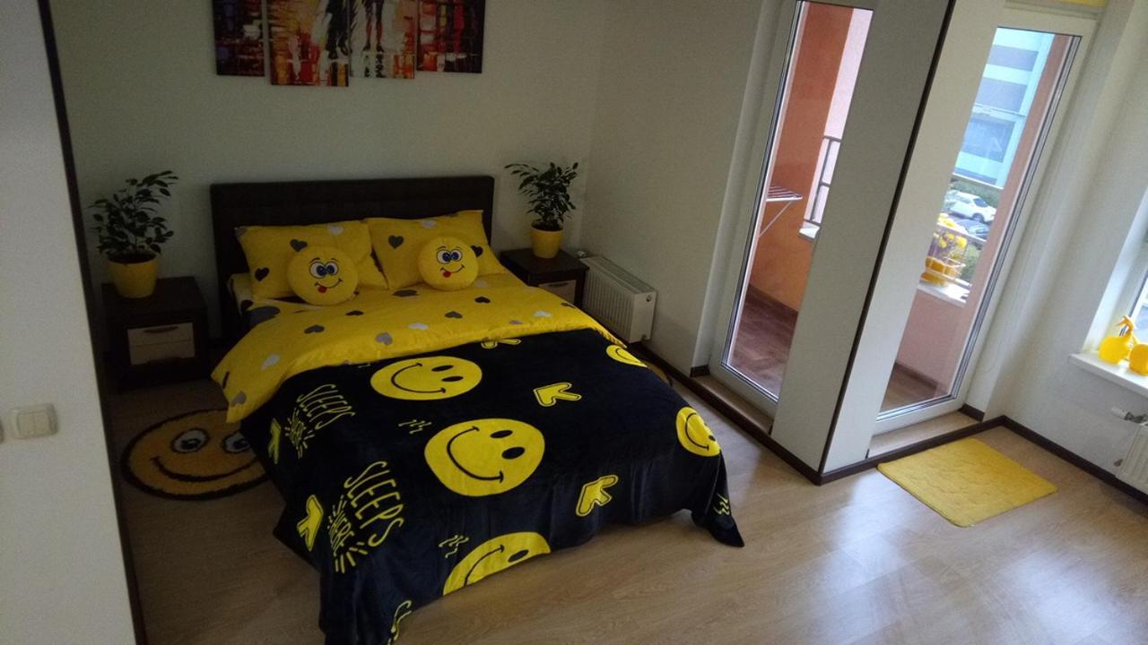 Positive Smile Studio Apartment In The Colorful Comfort Town Residental Complex. Kt-06. Kiev Exterior foto